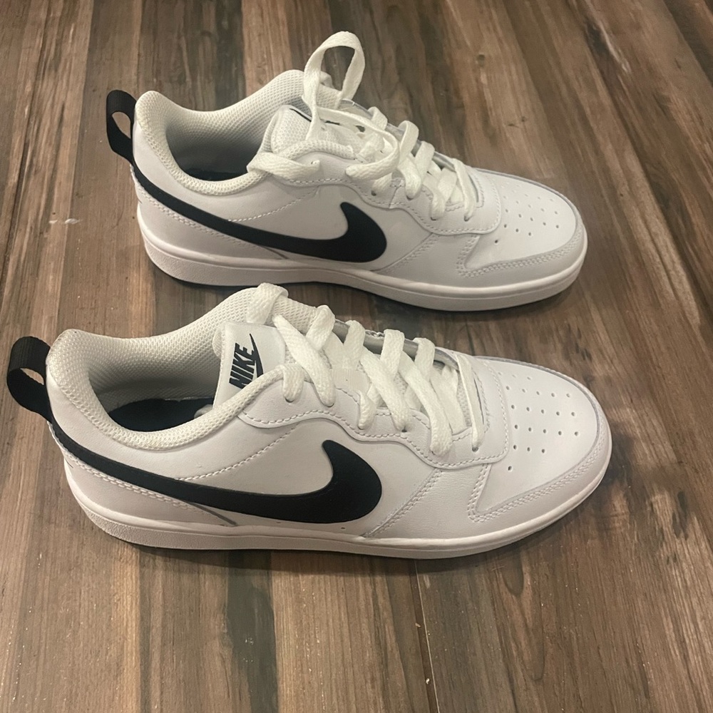 Nike Court Borough
